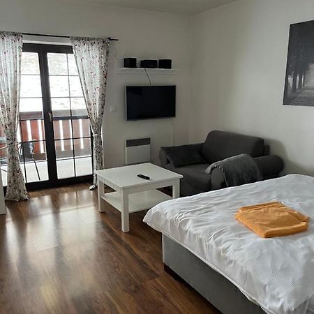 Apartman Viktoria 5 루좀베로크 외부 사진