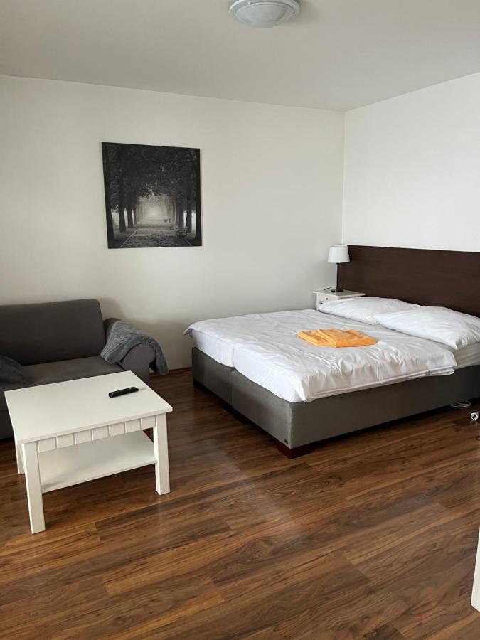 Apartman Viktoria 5 루좀베로크 외부 사진
