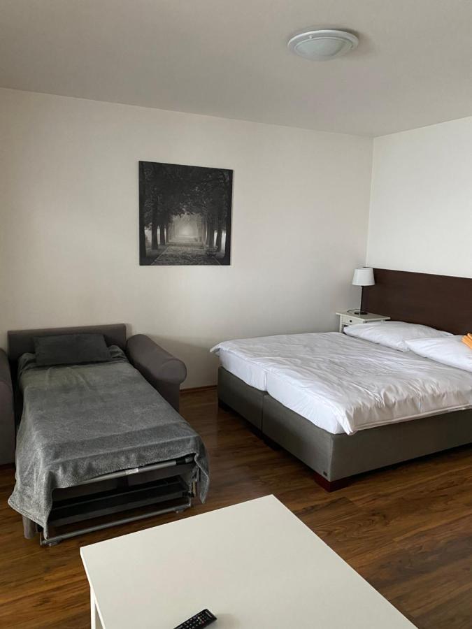 Apartman Viktoria 5 루좀베로크 외부 사진